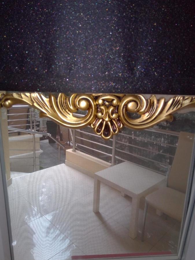 Palataki Residence มิลอย ภายนอก รูปภาพ
