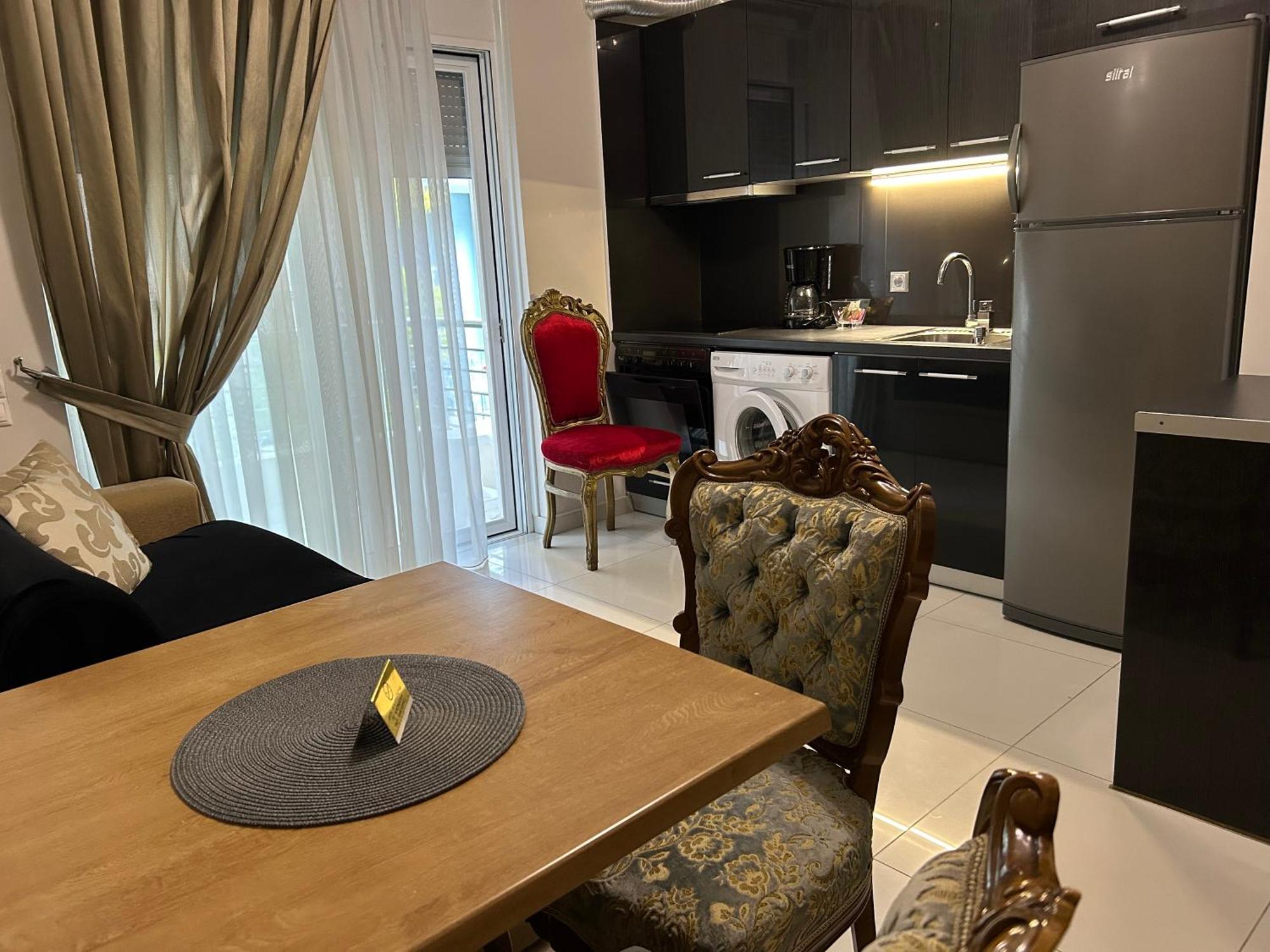 Palataki Residence มิลอย ภายนอก รูปภาพ