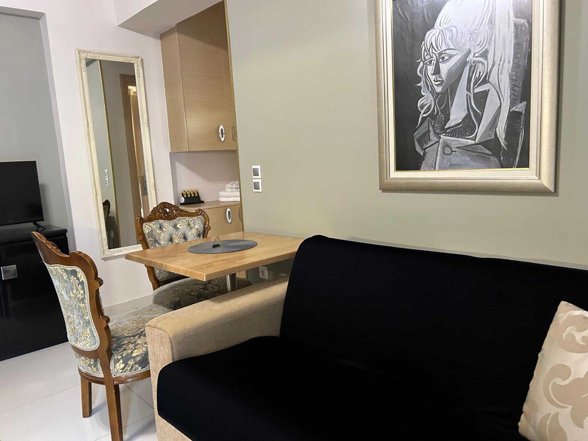 Palataki Residence มิลอย ภายนอก รูปภาพ