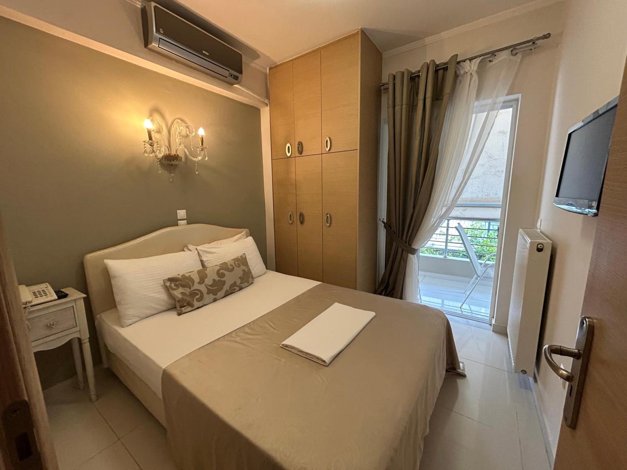 Palataki Residence มิลอย ภายนอก รูปภาพ