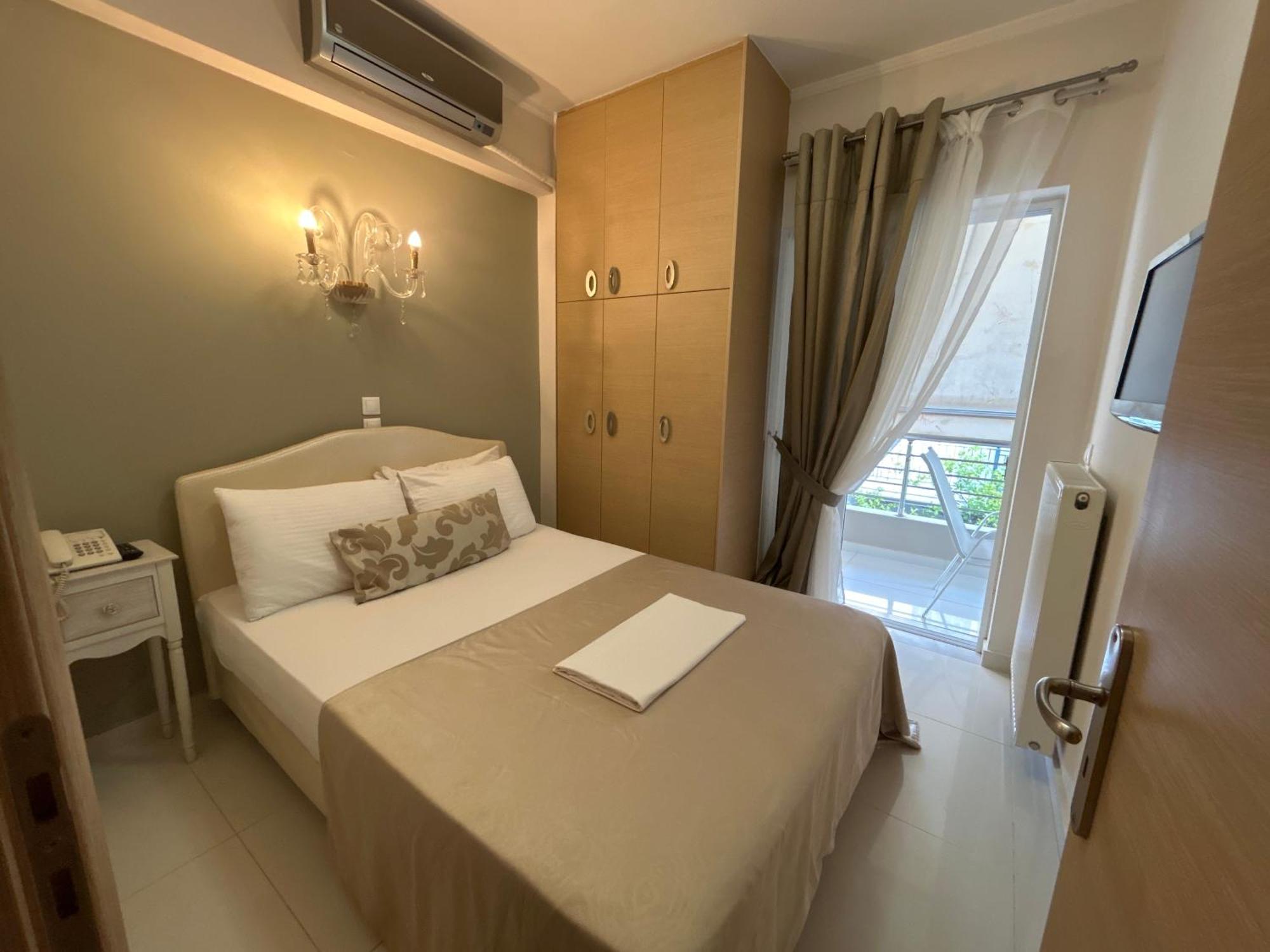 Palataki Residence มิลอย ภายนอก รูปภาพ